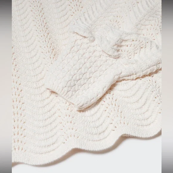 Mango Women’s Cream and White Puff Sleeve Knitted Sweater - Picture 3 of 15